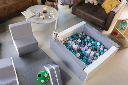 Square eco-leather ball pit with 300 balls, 5 elements