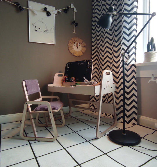 Adjustable Children Chair Julle - Cannon Pink