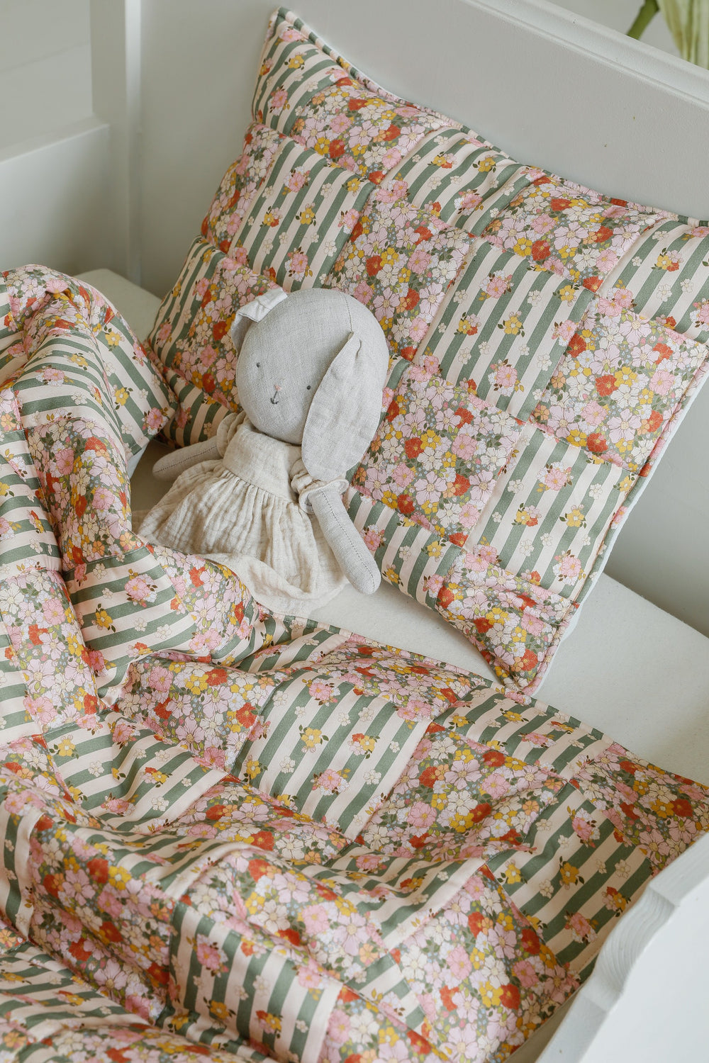 Cotton Quilted Patchwork Blanket + Pillow Set Large - Green Garden