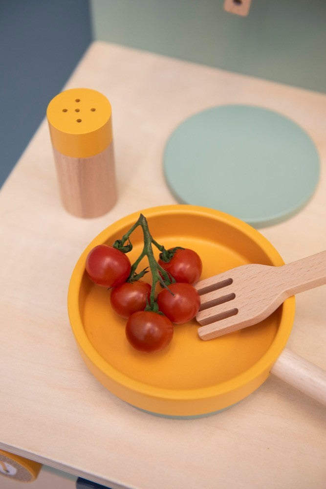 Wooden Kitchen Set - Mr. Lion